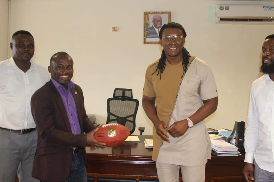 Ghanaian American footballer Ezekiel Nana “Ziggy” Ansah pays courtesy ...